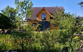 Das Gelbe Landhaus